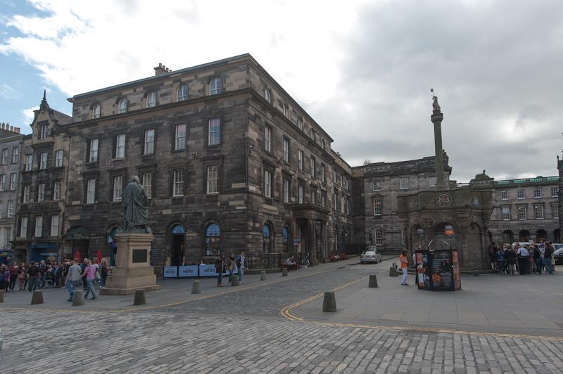 Parliament Sq Lägenhet Edinburg Exteriör bild